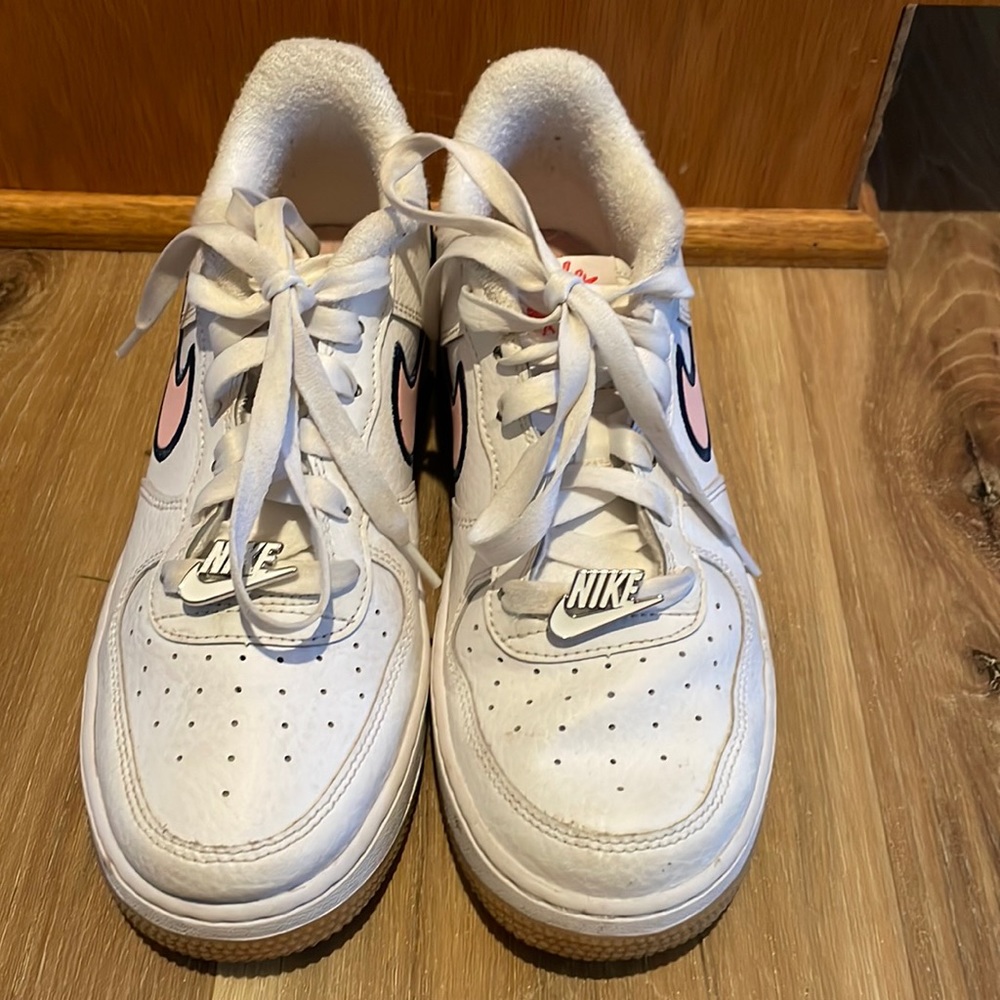 Nike shoes